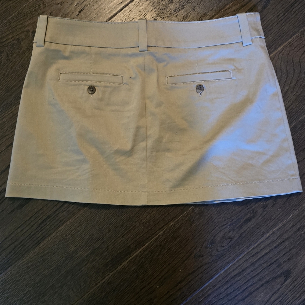 Aritzia Sunday Best Light Beige Skirt - Picture 5 of 5